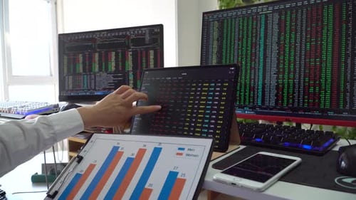 Analyzing Stock Market Data on Tablet Device
