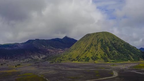 4K Timelapse of Mount Bromo after sunrise.