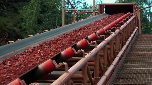 MS Rocks on conveyor belt in a quarry, TabenRodt, Rhineland-Palatinate, Germany