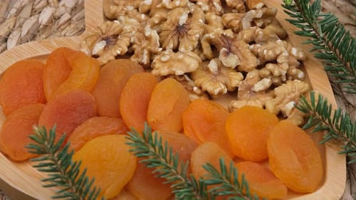 walnuts apricot rotate