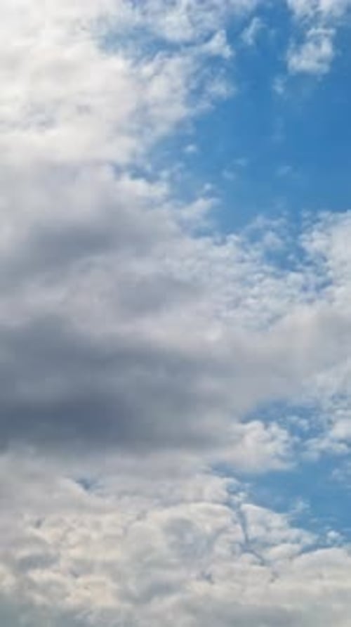 Vertical Clouds Time Lapse