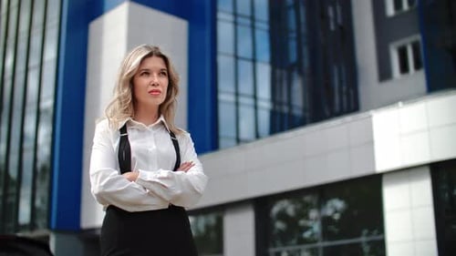 Pensive Blonde Business Woman Thinking Corporate Idea Posing Outdoor Downtown Office Building