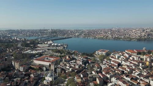 Luftaufnahme des Bezirks Beyoglu auf der europäischen Seite von Istanbul, Türkei.