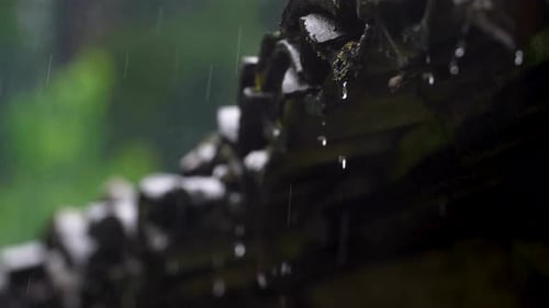 Goutte d'eau qui tombe