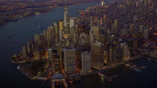 Captivating Aerial View of Manhattan As the Dusk Sets In Creating a Beautiful Atmosphere