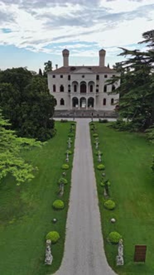 Vue aérienne de Castelo Di Roncade, Italie