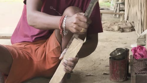 Hole maker spin carpentry indian tool for knife grips