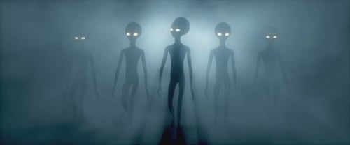 Fünf gruselige graue Aliens laufen und sehen blinzelnd auf einem dunklen, rauchigen Hintergrund aus