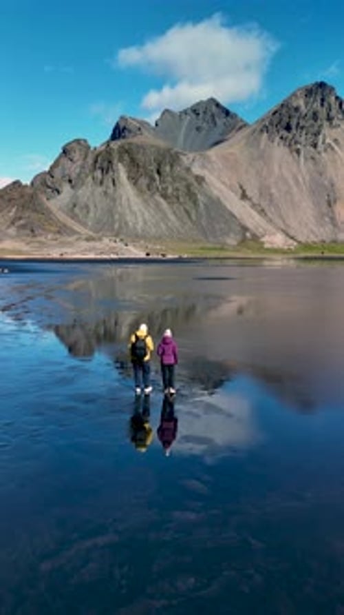 À la découverte des paysages époustouflants de l'Islande, du cap Stokksnes et du mont Vestrahorn