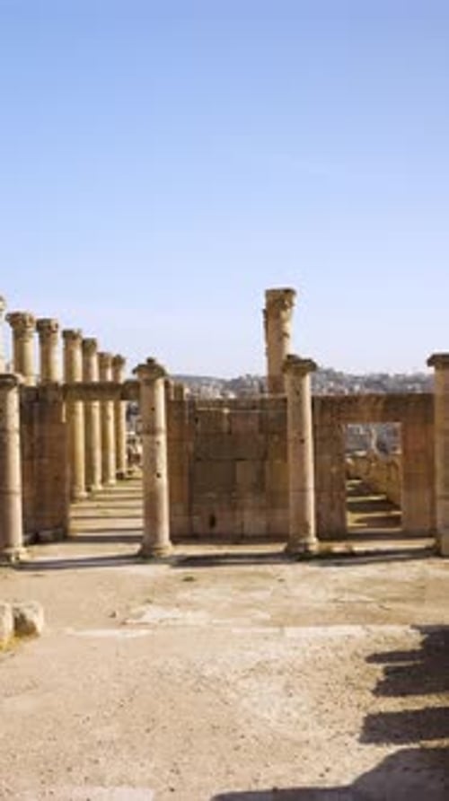 Ruines romaines de l'ancienne ville de Jerash Gerasa, architecture jordanienne, Vidéo verticale