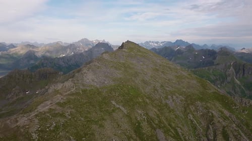 Berggipfel 2
