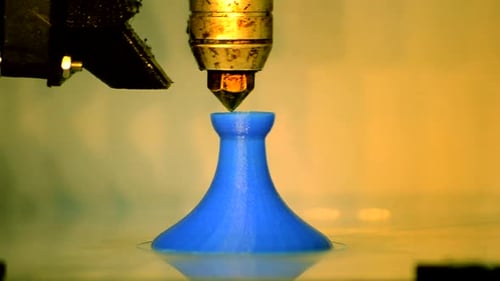 3D-Drucker, der mit Schmelzschmelzabscheidungsmodellierung arbeitet