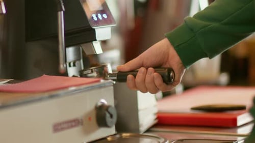 Espresso Making Coffee Shop Equipment Barista