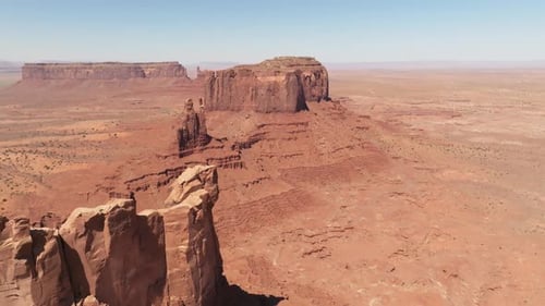 Blick aus der Vogelperspektive auf das Monument Valley