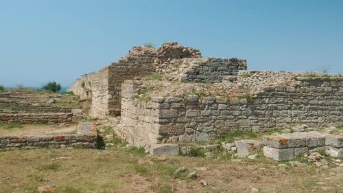 Explore the Ancient Ruins That are Beautifully Surrounded By Breathtaking Natures Beauty