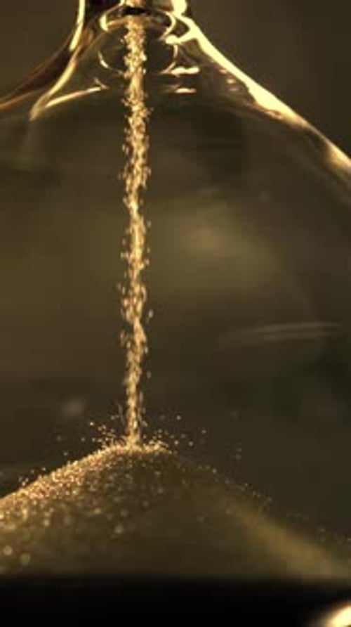 Super Slow Motion Hourglass Filmed on a Highspeed Camera at 1000 Fps