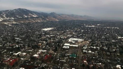 Noël à Boulder, Colorado, Pearl Street Mall, Drone aérien de référence, cinématique, Université de décembre