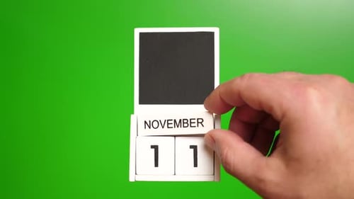 Calendar Flip to November 11th on Green Screen