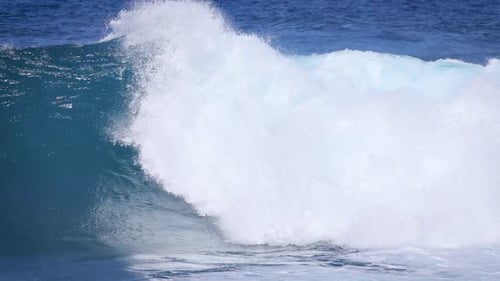 Ocean Waves in Hawaii