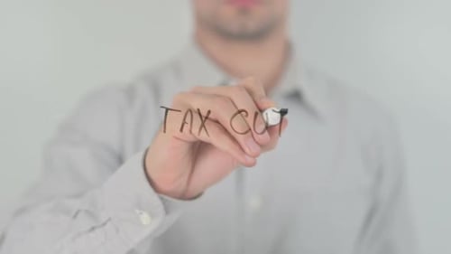 Réduction d'impôt, écriture sur écran transparent
