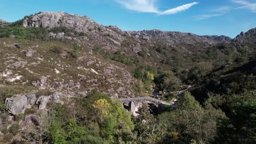 Stone Bridge on Stunning Nature Landscape. Cava da Velha, castro Laboreiro, Portugal