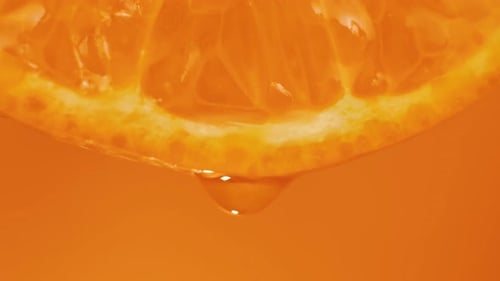 Suco de tangerina suculento e refrescante de Half a Tangerine Flows