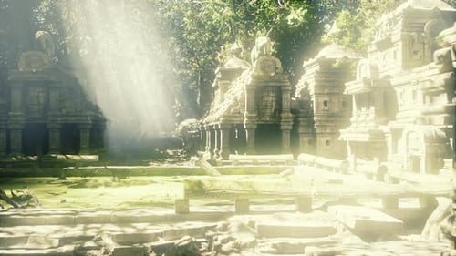 Ancien temple en pierre baigné de soleil avec des vignes et des grains de poussière