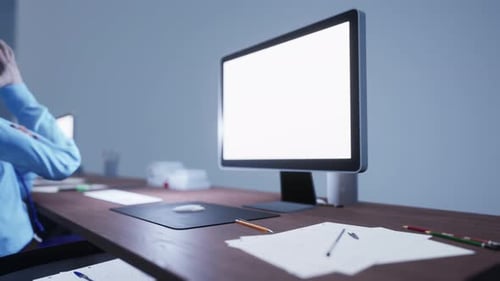 Business People Unrecognizable On The Computer Screen In The Office