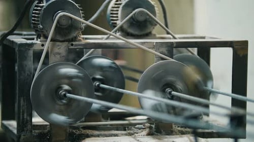 Spinning Wheels of Industrial Machine, Mechanical Operation