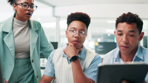 Training, coding and people on tablet for research, teamwork and collaboration project in office