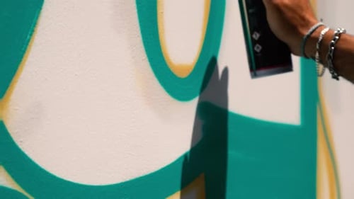 Arte: pintura, grafite vibrante nas paredes da cidade