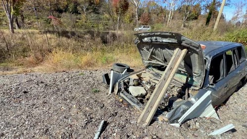 Autoschaden nach dem Hurrikan Helene Asheville NC