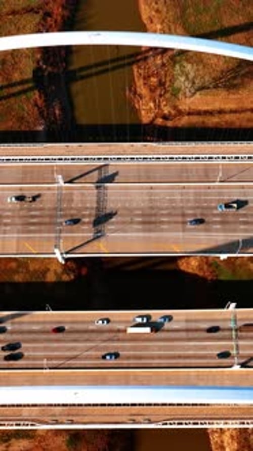 Split in the middle structure of Margaret McDermott Bridge in Dallas
