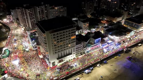 Festa de
carnaval em Salvador, na Bahia, Brasil. Paisagem de carnaval
.