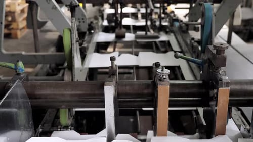 Paper Packaging Conveyor Machine in Factory