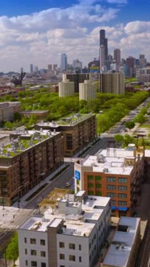 Beautiful panorama of Chicago, Illinois on sunny summer day. Tremendous skyscrapers at backdrop.