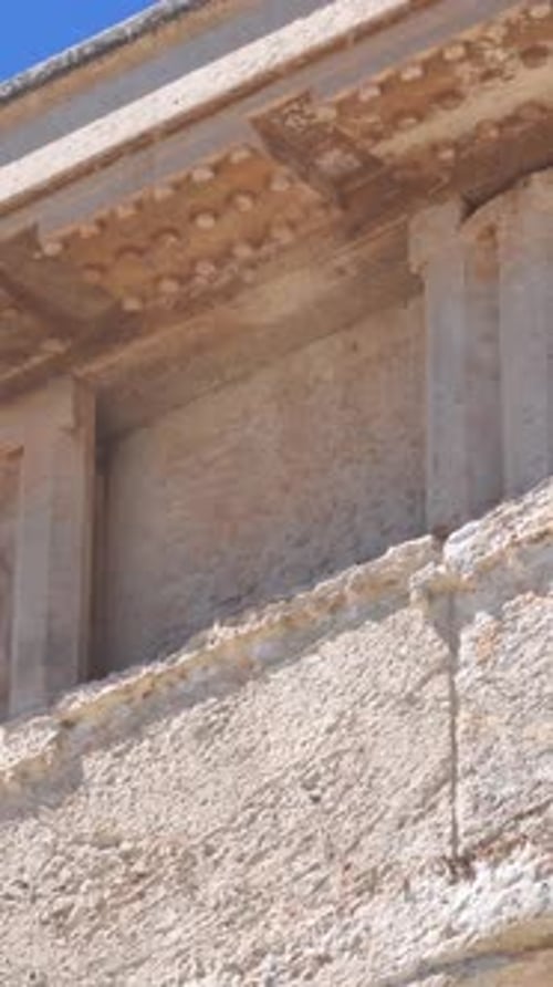 Ancien temple grec d'Aphaia sur l'île d'Égine