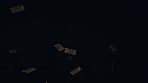 Banknoten driften, sanfter dunkler Hintergrund, Nahaufnahme, Bargeld, Geldscheine, die fallen