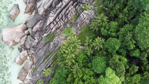 Aerial view of Anse Source d’Argent, La Digue, Seychelles.