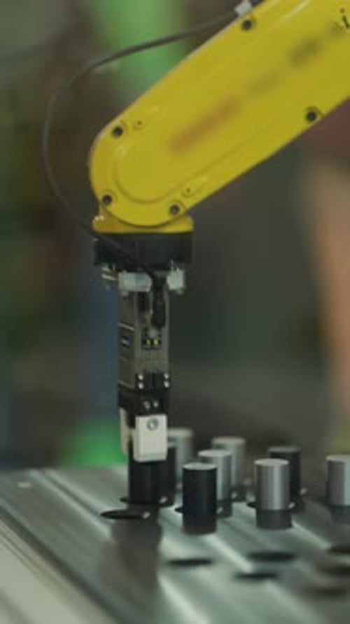 Automated Robotic Arm System Sorting Industrial Parts
