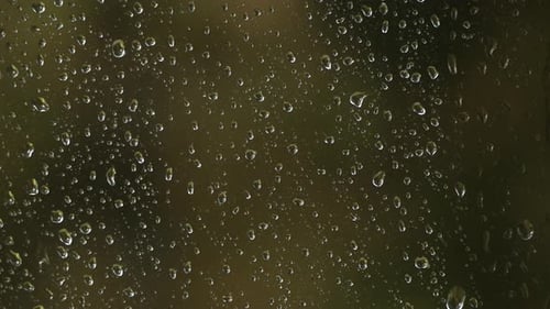 Gotas de chuva na janela Time-lapse