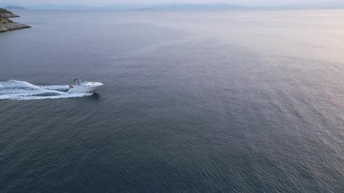 Aerial footage of a speedboat 50fps