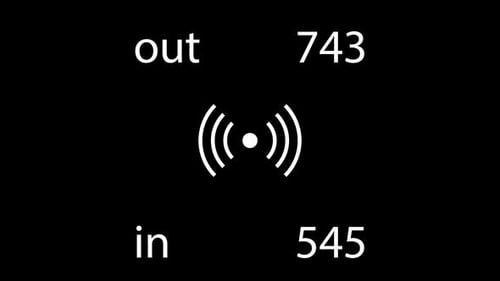 Nano Colleción: elemento animado de un icono de punto de acceso blanco con números cambiantes sobre un fondo negro