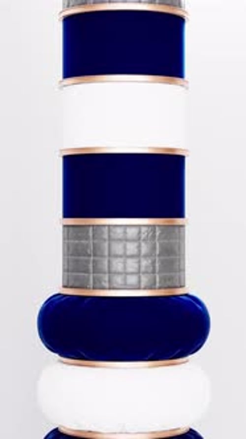 3D Vertical Satisfying Loop Animation of a Bunch of Tubes Inflated with Fabric Texture