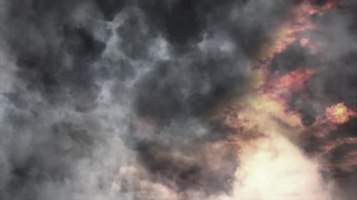 Blickwinkel, der in ein Gewitter eintritt, das in einer dunklen Wolke auftritt.