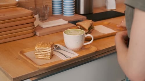 Matcha and cake