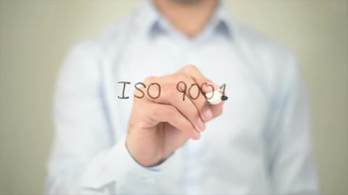 ISO 9001, écriture sur écran transparent