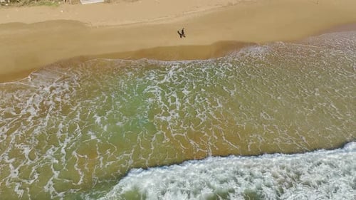 Ruhe an der Küste im Golden Beach Walk