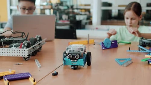 Children Constructing Robots in Class