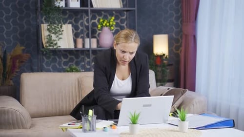 Home office worker woman confused and thoughtful.